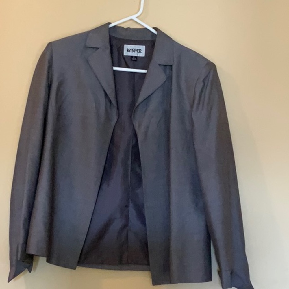 Women’s suit